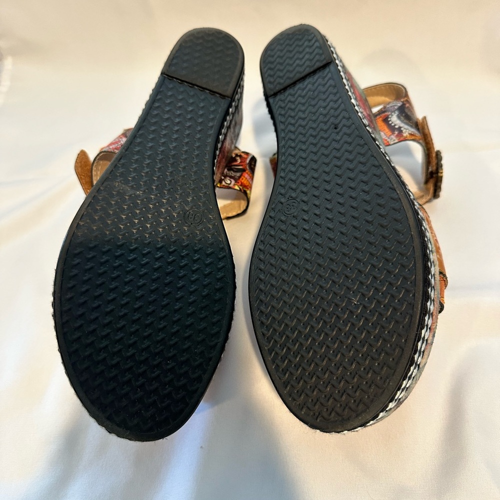Colorful Floral Wedge Sandals - Picture 9 of 16